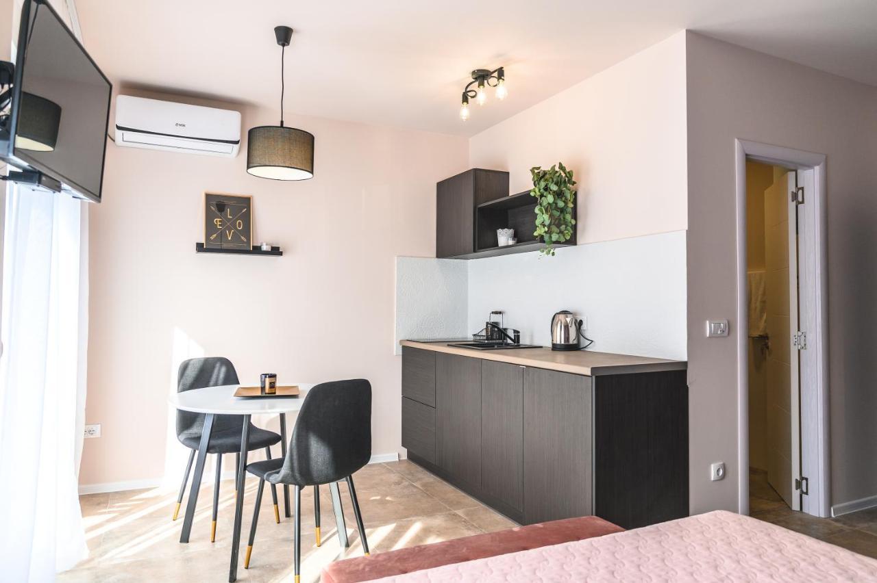 Apartmani Mis ชาบาซ ภายนอก รูปภาพ