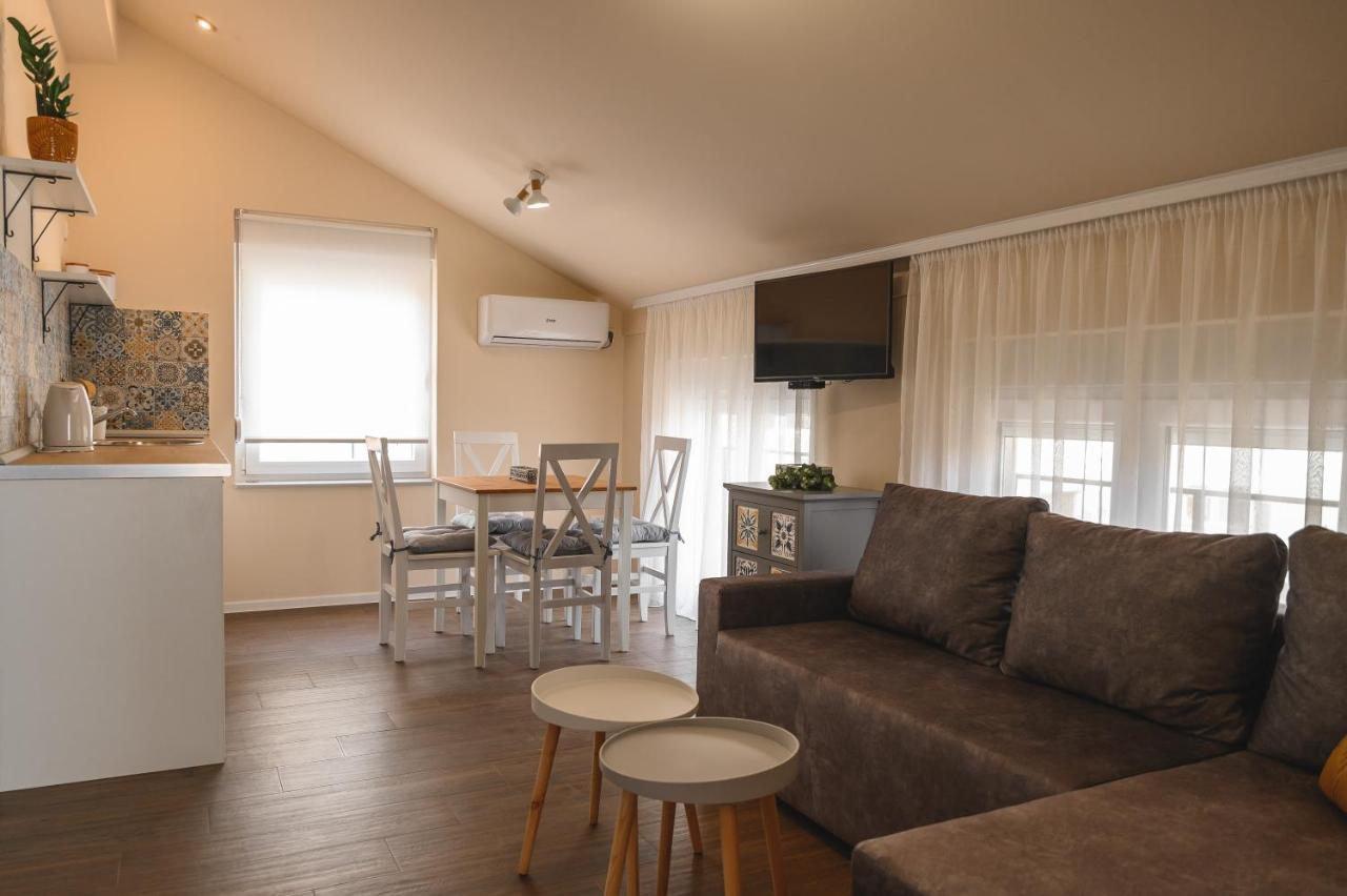 Apartmani Mis ชาบาซ ภายนอก รูปภาพ